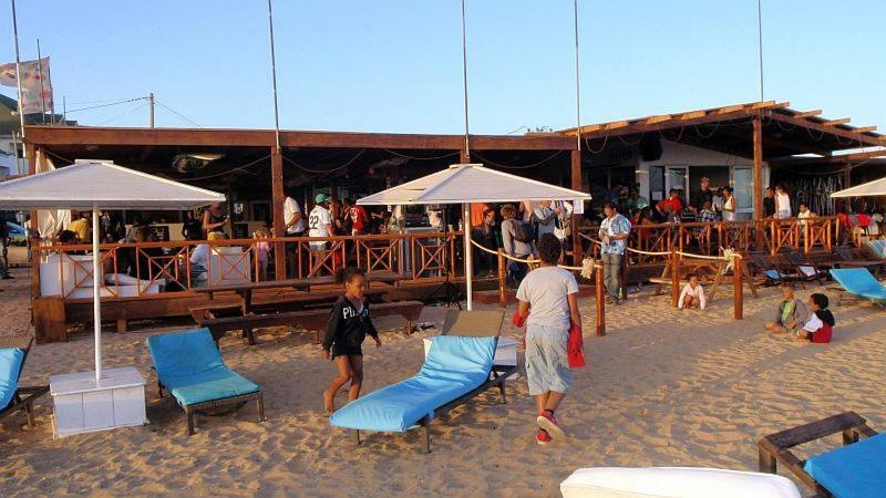 Good Value Low Cost Apartment Second Beach Line Санта Мария Екстериор снимка